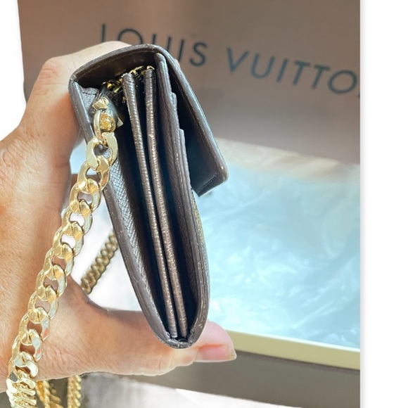 Louis Vuitton Damier Long Wallet  Portefeuille Sarah Shoulder/ Crossbody Bag. - Picture 6 of 16